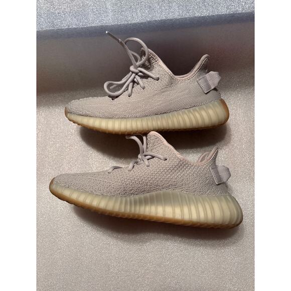 Adidas Yeezy Boost 350 V2, Sesame (cream)Men’s Size 5 main image 3